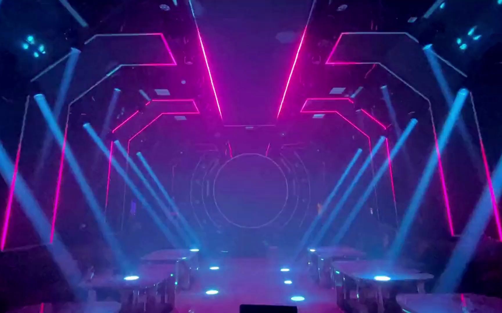 ktv包房灯光改造 包房灯光升级 打造电音房声光电效果 ktv派对房灯光