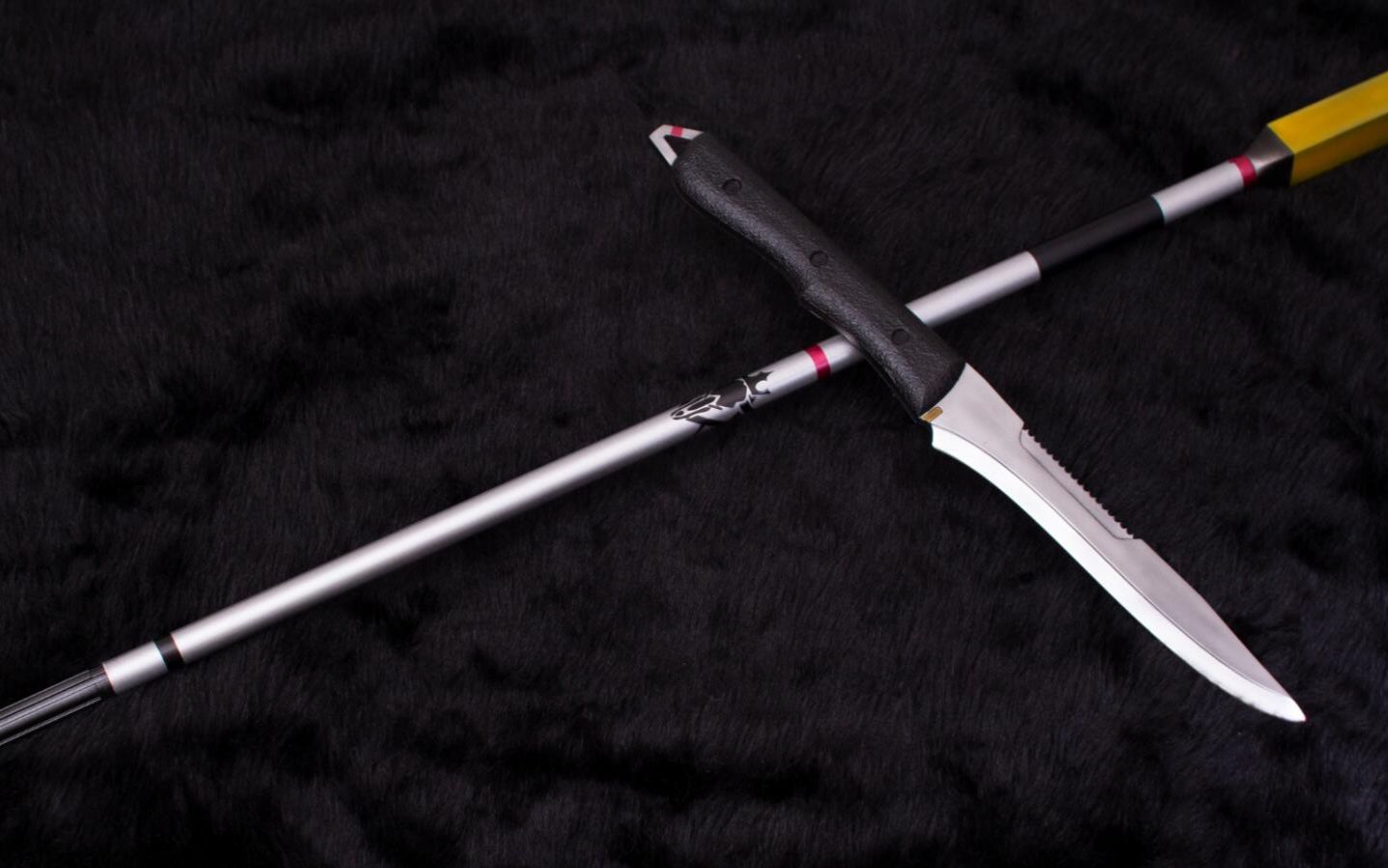 老狗制作做一套明日方舟霜星的武器霜星负我