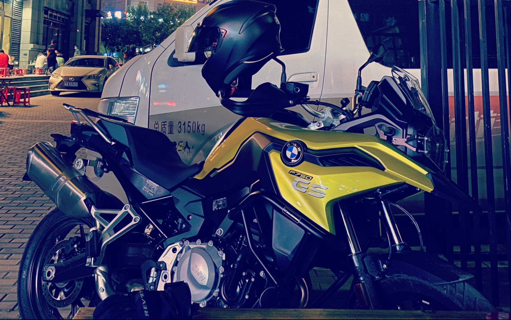 bmw f750gs 随意骑行