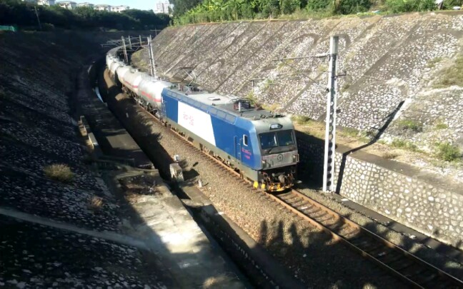 【中国铁路】宁局邕段hxd3c0826牵引电力44010次货物