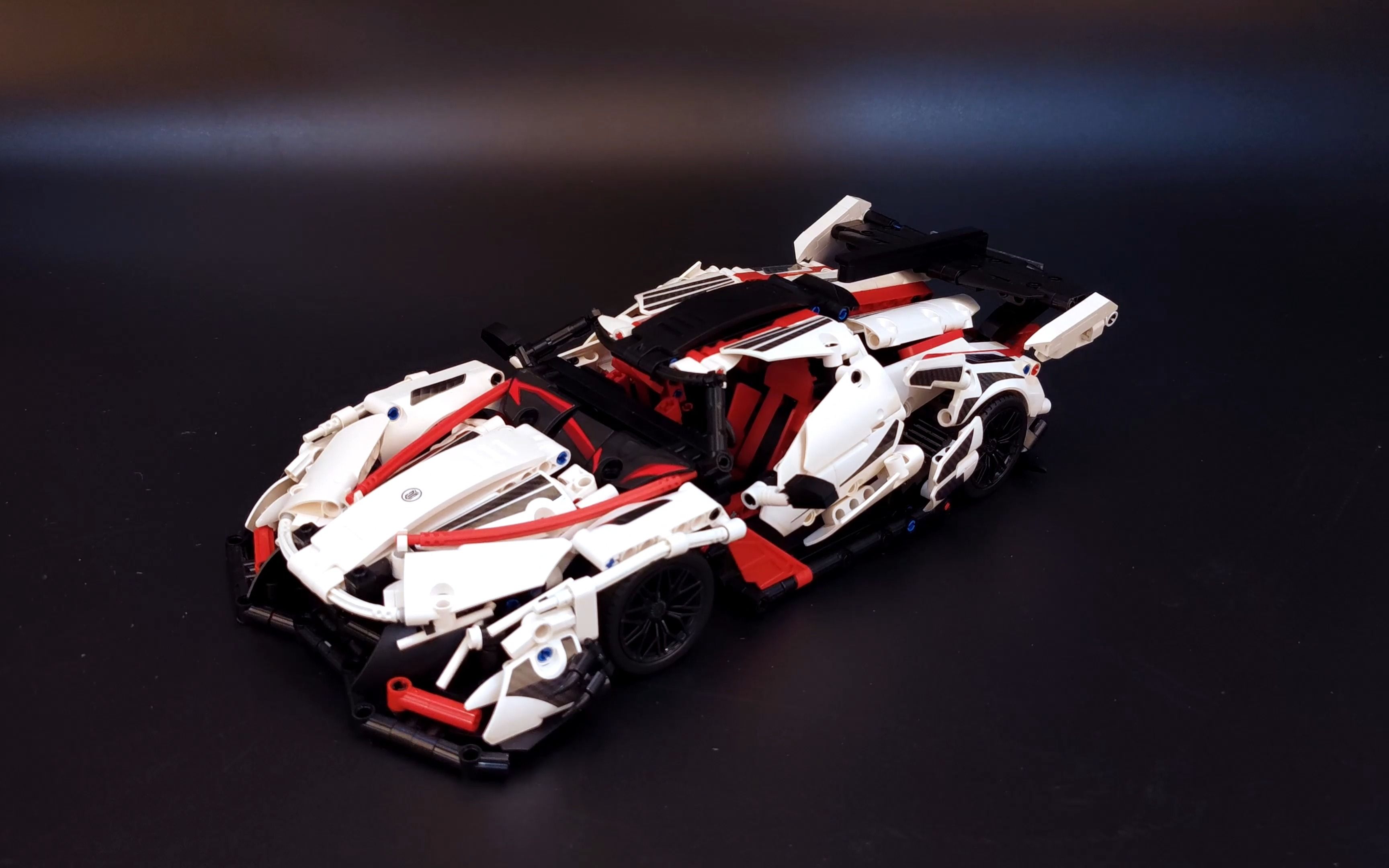 【新品上市】魔域积木最新推出-阿波罗1:14积木跑车