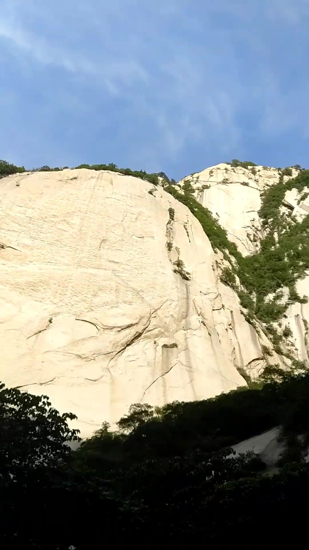 [图]一个人的旅行~智取华山的那条险峻小道