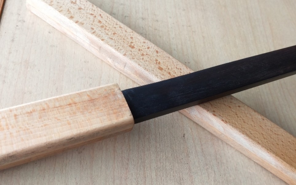 紫光檀短刀 diy自制 超低配索大黑刀_哔哩哔哩 (゜-゜)つロ 干杯