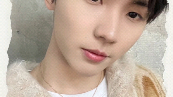 马嘉祺自拍技术越来越好啦