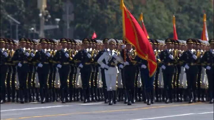 [图]中国陆军宣传混剪《常山战鼓》