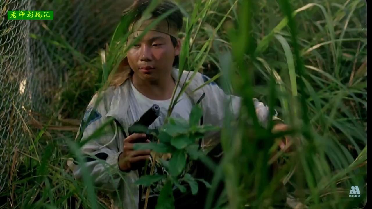 缉枪行动1:刑警小伙假期本想陪女友,bp机一声响断了其美梦!