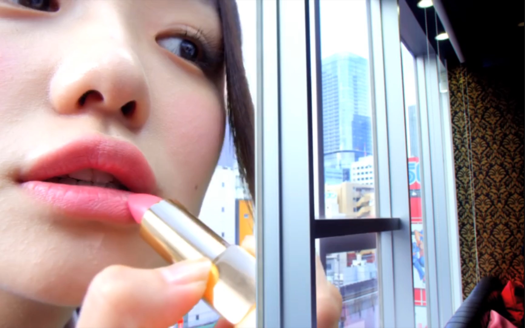 [图]【giantess】TOKYO GIGANTIC GIRLS ”Make-up ” / 東巨女子「メイクアップ」篇