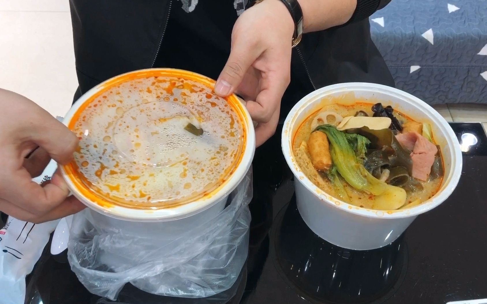 洋仔亲测点一份外卖杨国福麻辣烫跟店家说我有30多万粉丝店家真的会给