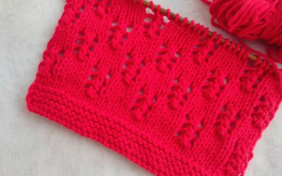 织围巾织毛衣都好看的小镂空花样,编织方法也简单快来学吧