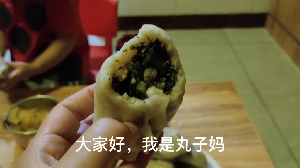 小白菜包的烫面包子不用发面即使放凉也不会硬