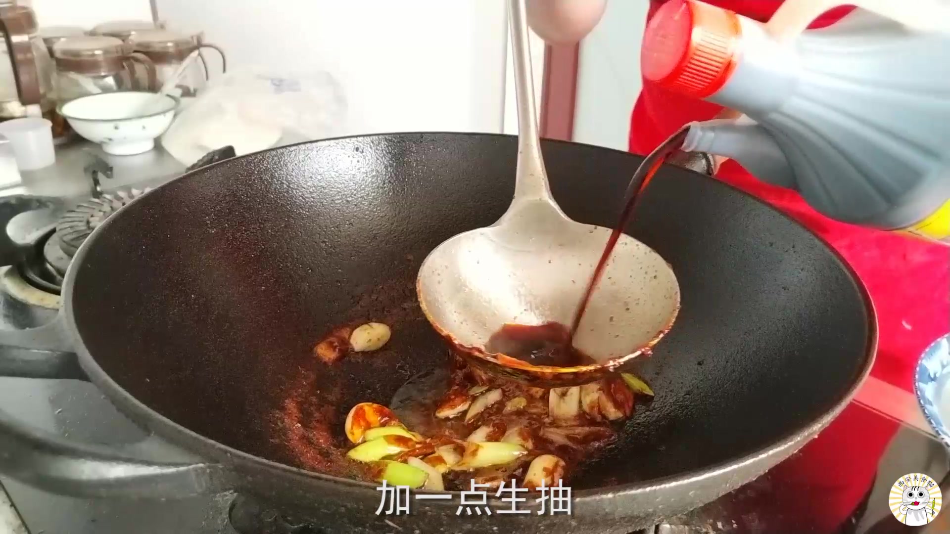 黄鱼烧豆腐家常做法,一条鱼20多,小伙就着馒头吃,沃野哔哩哔哩bilibili