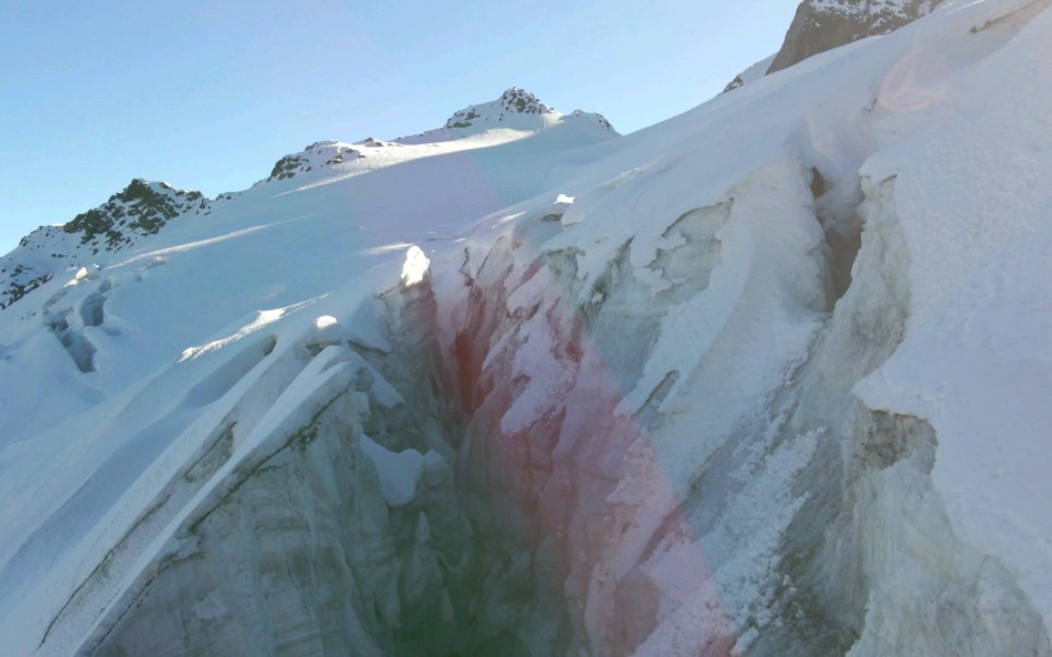 [图]尼色娥雪山探路首登成功！