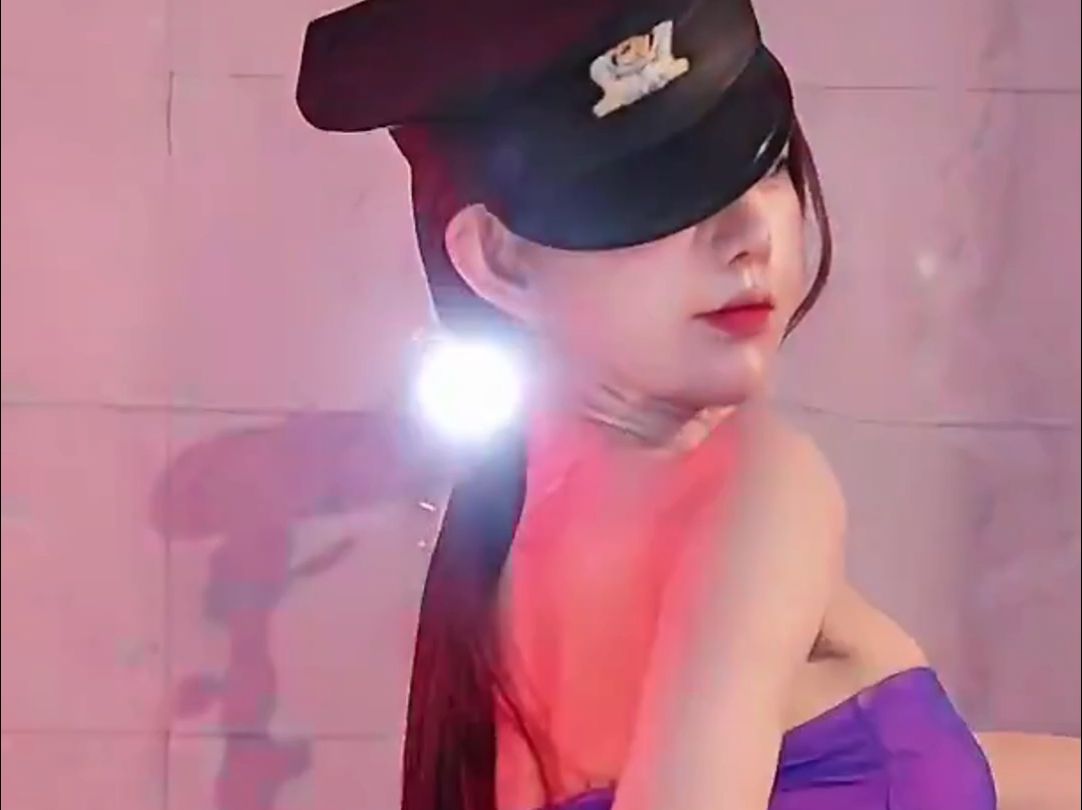 【虎牙-viki】竖版-热舞剪辑,好烧,拿好纸巾 (123)