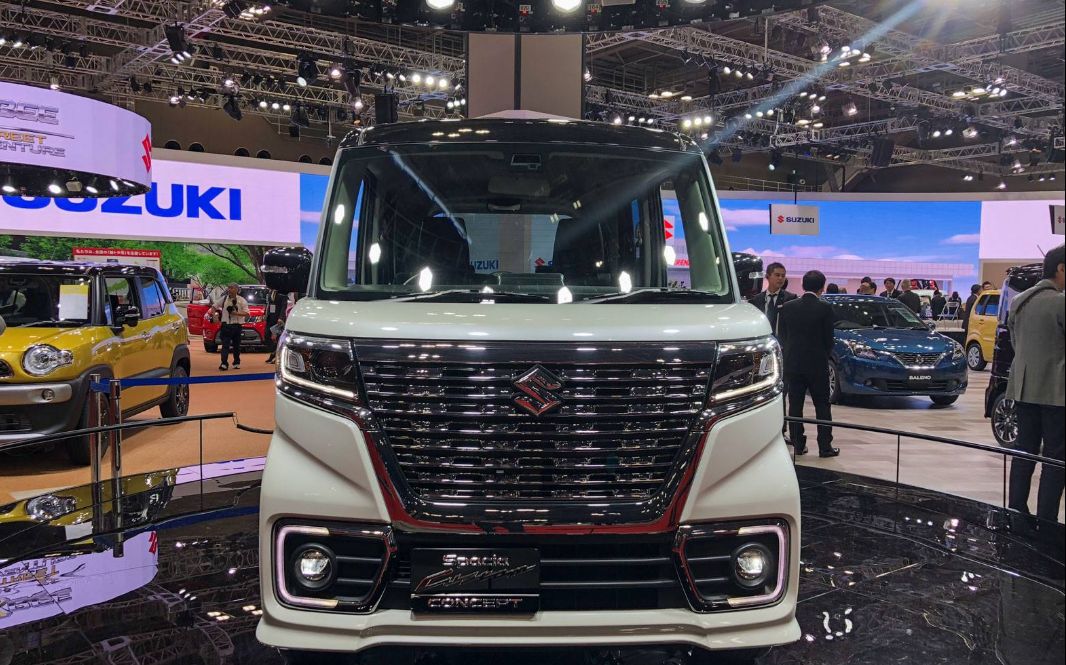 这款几万的铃木"埃尔法",配电动侧滑车门,比别克gl8还上档次