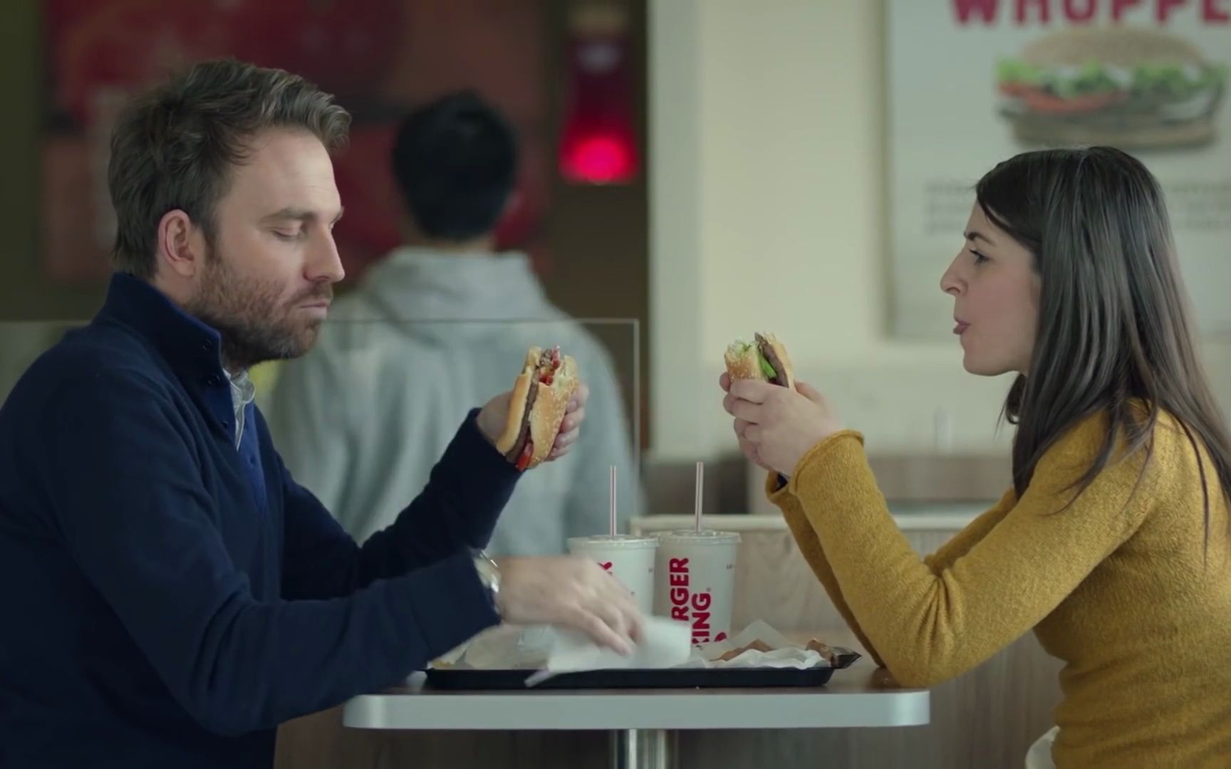 麦当劳vs汉堡王 互黑出新境界,这波battle你站谁?