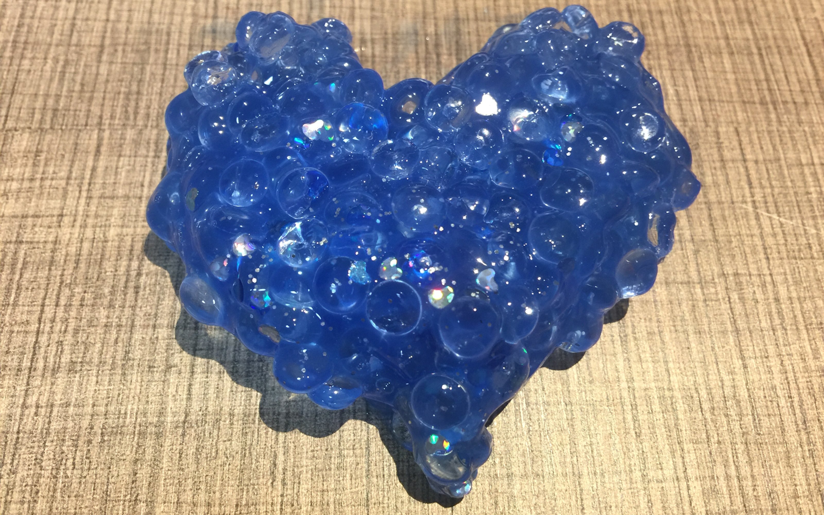 【安娜玩泥巴】蓝色星空扁珠泥史莱姆,底噪大慎入_哔哩哔哩 (゜-゜)つ