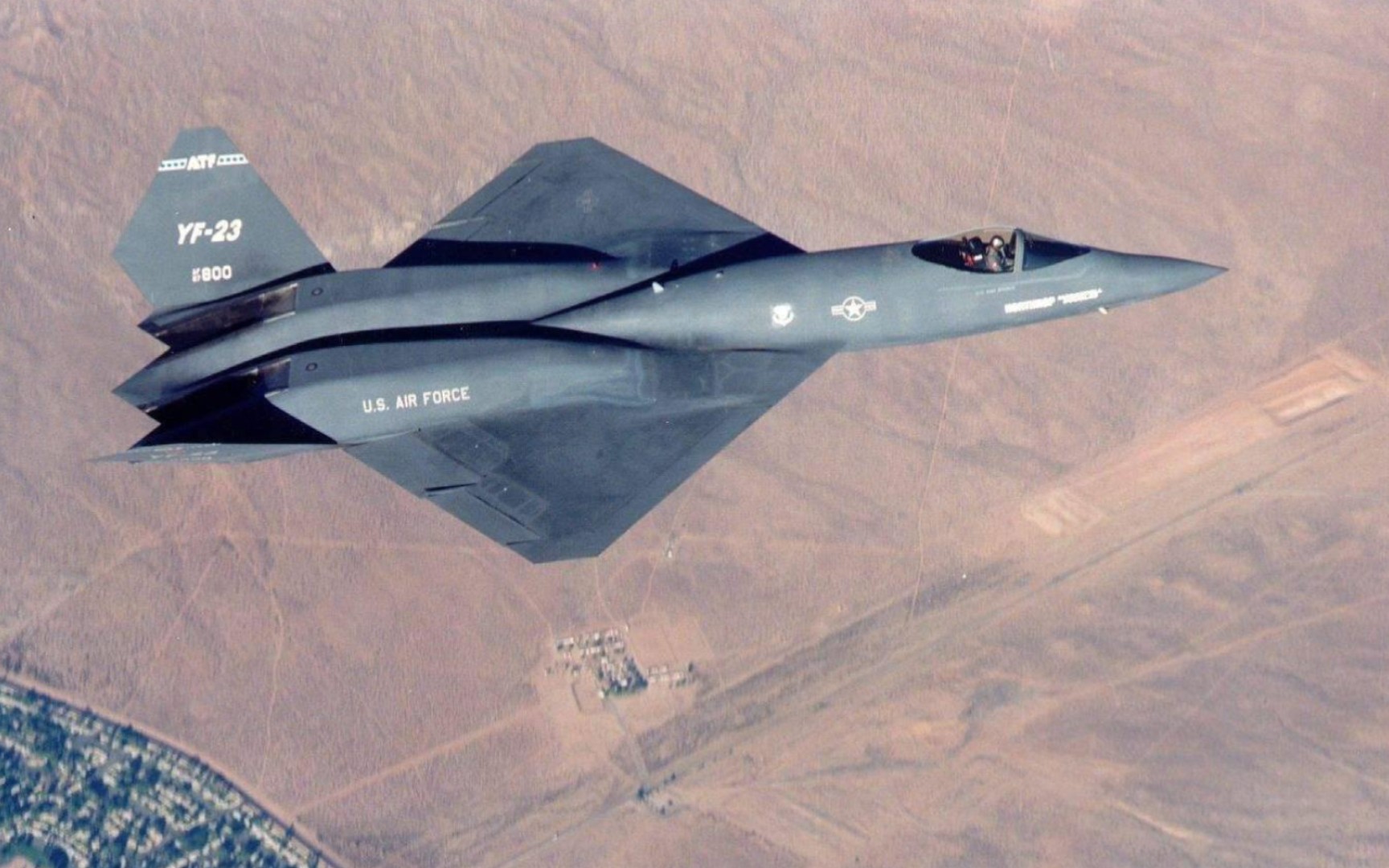 yf23:美国一款竞标落选的先进隐形战斗机.世界顶级战机(六)