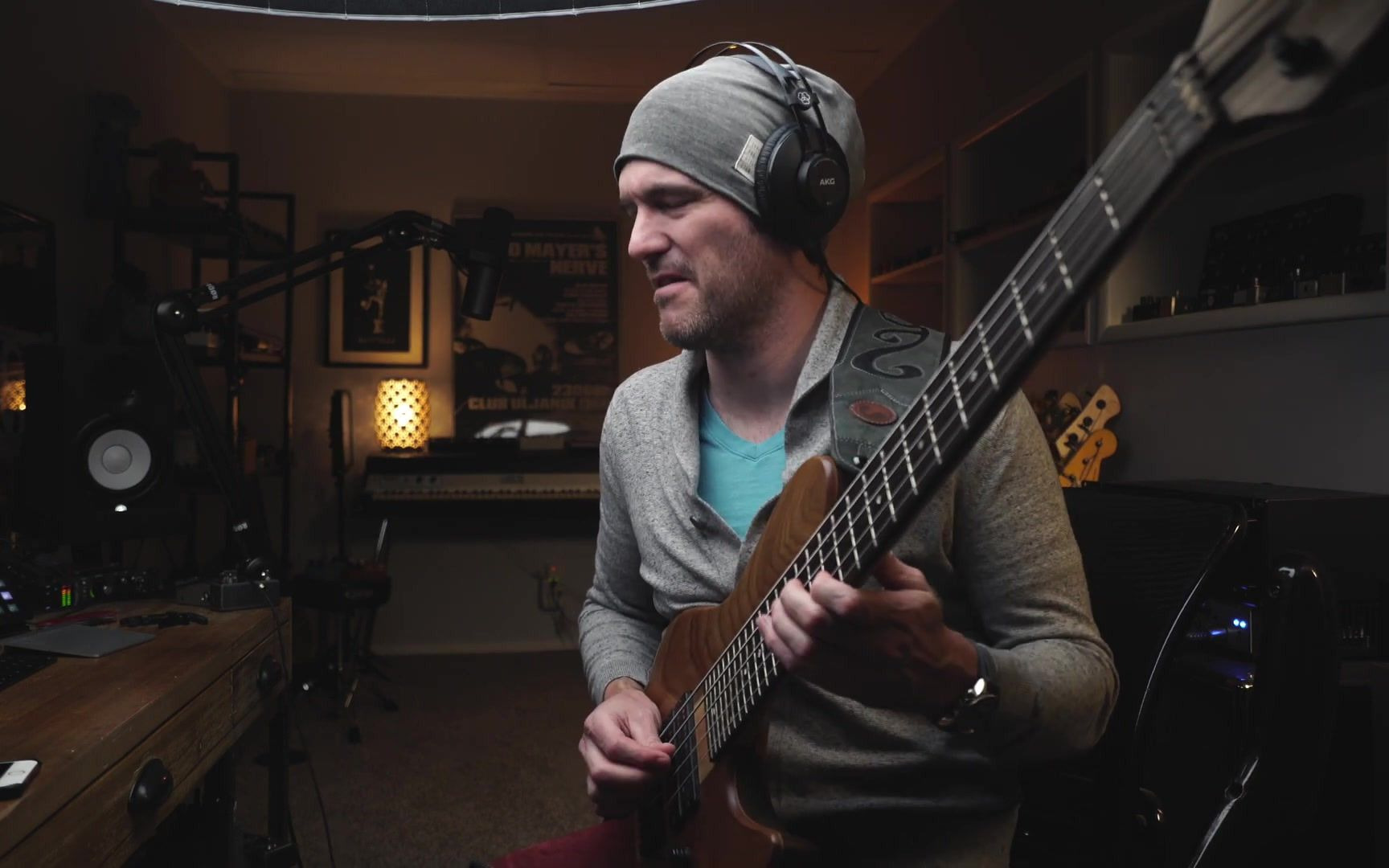 [bass solo] janek gwizdala 新曲 factor 1000