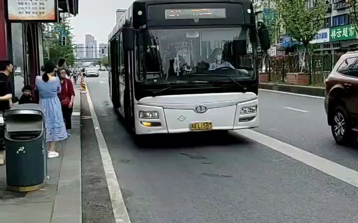 成都公交42路蜀都公交車