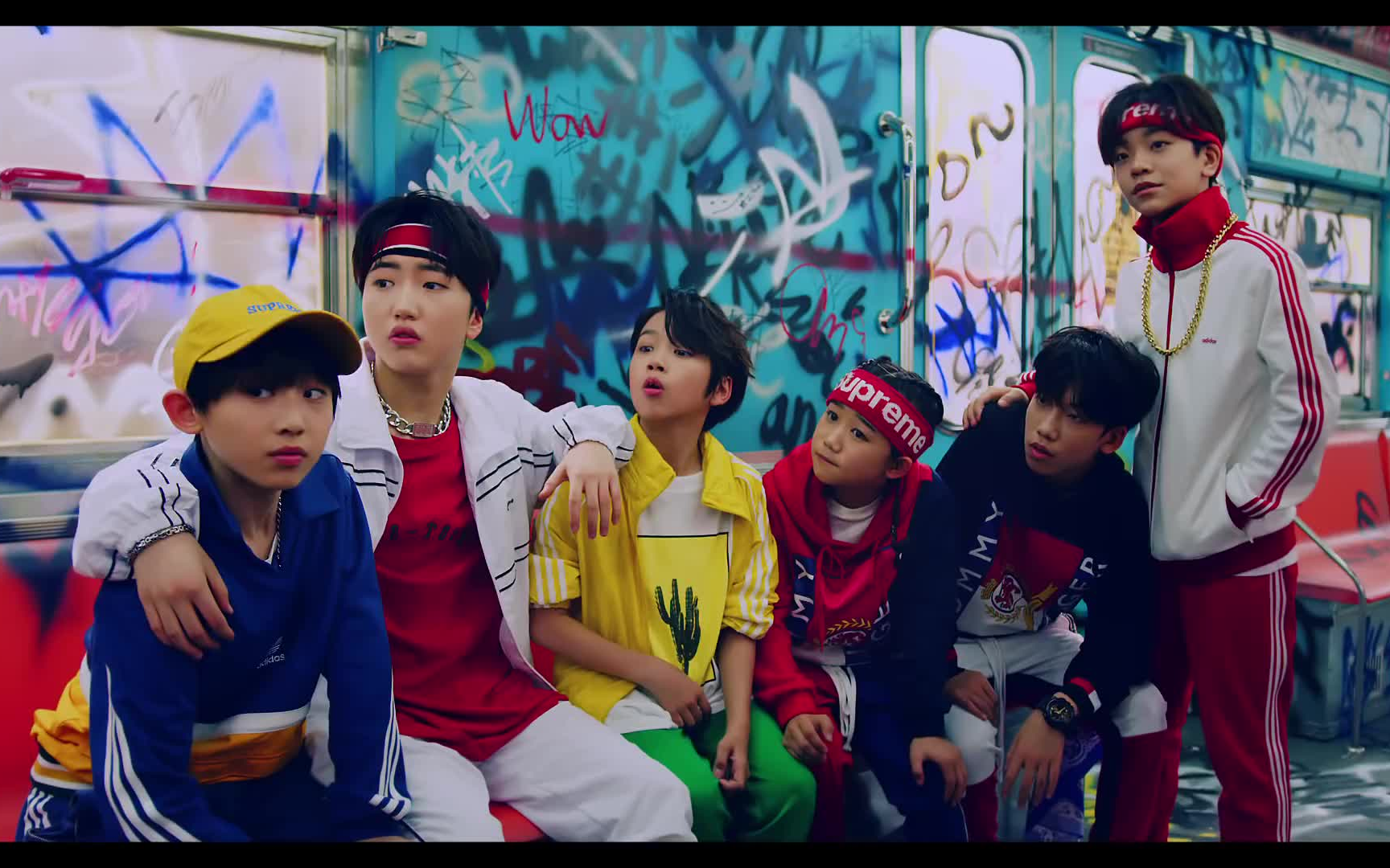 boystoryhandzupmvjyp打造平均年龄13岁的中国少年们组成的hipho男团