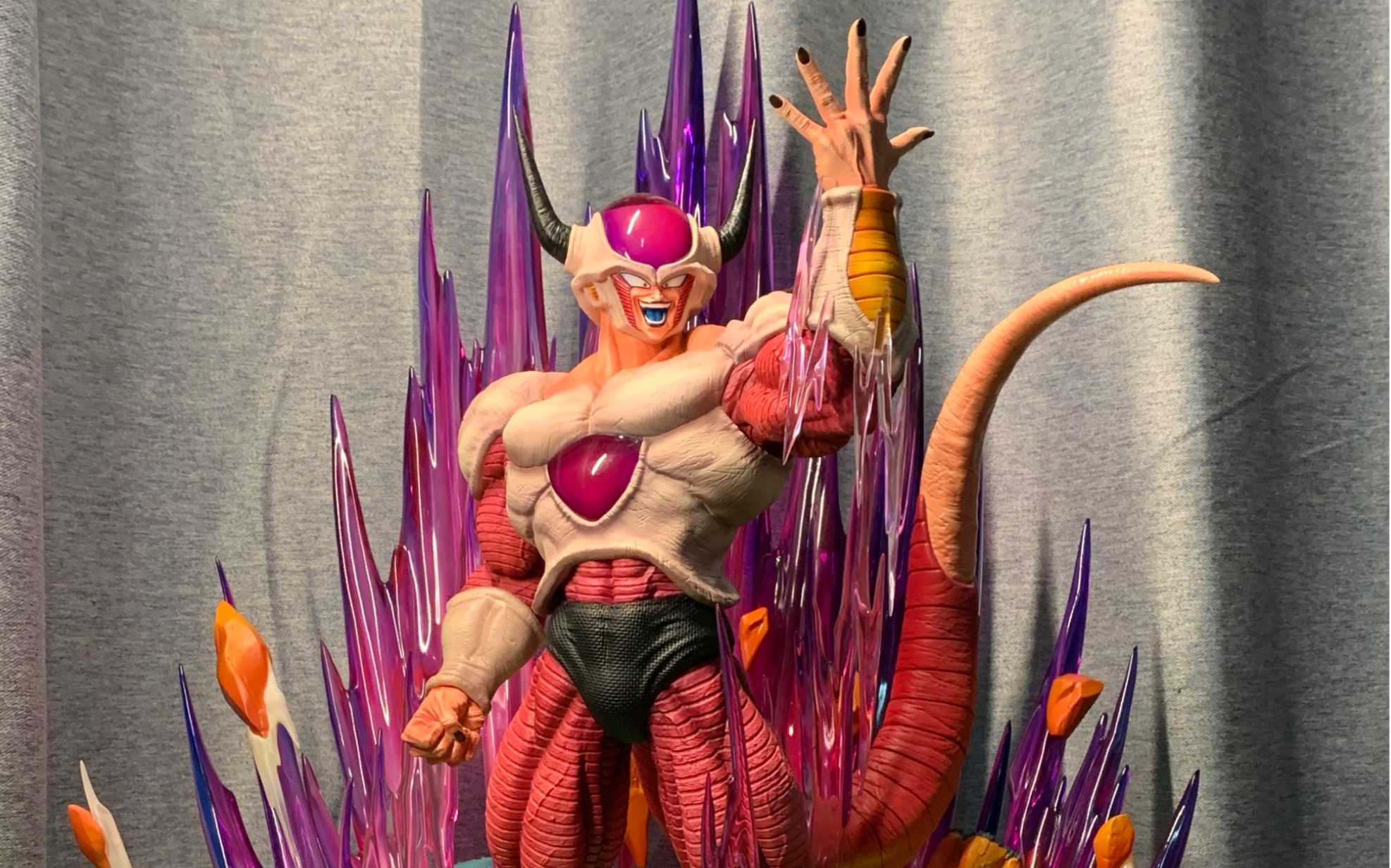 白洞工作室 弗利萨二形态 100万战斗力 展示