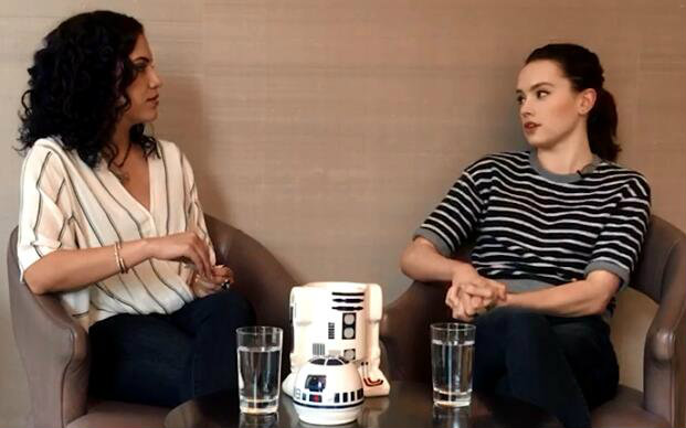 [图]【生肉】【星球大战7：原力觉醒】【搬运】Daisy Ridley Exclusive Q&A（Facebook问