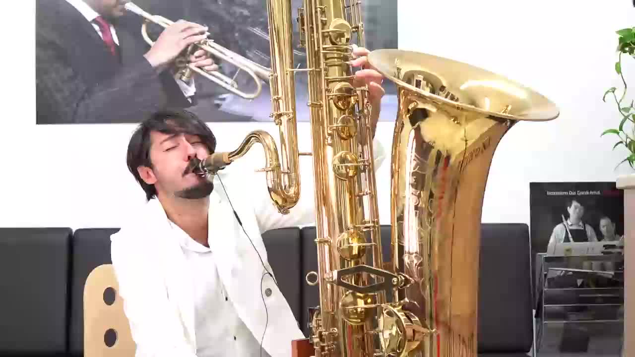 最大萨克斯风-最有牌面的黑人抬棺-演奏有风险