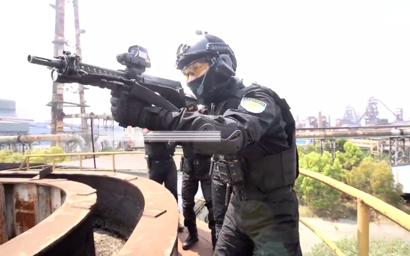 无锡市公安局巡特警支队雷豹突击队