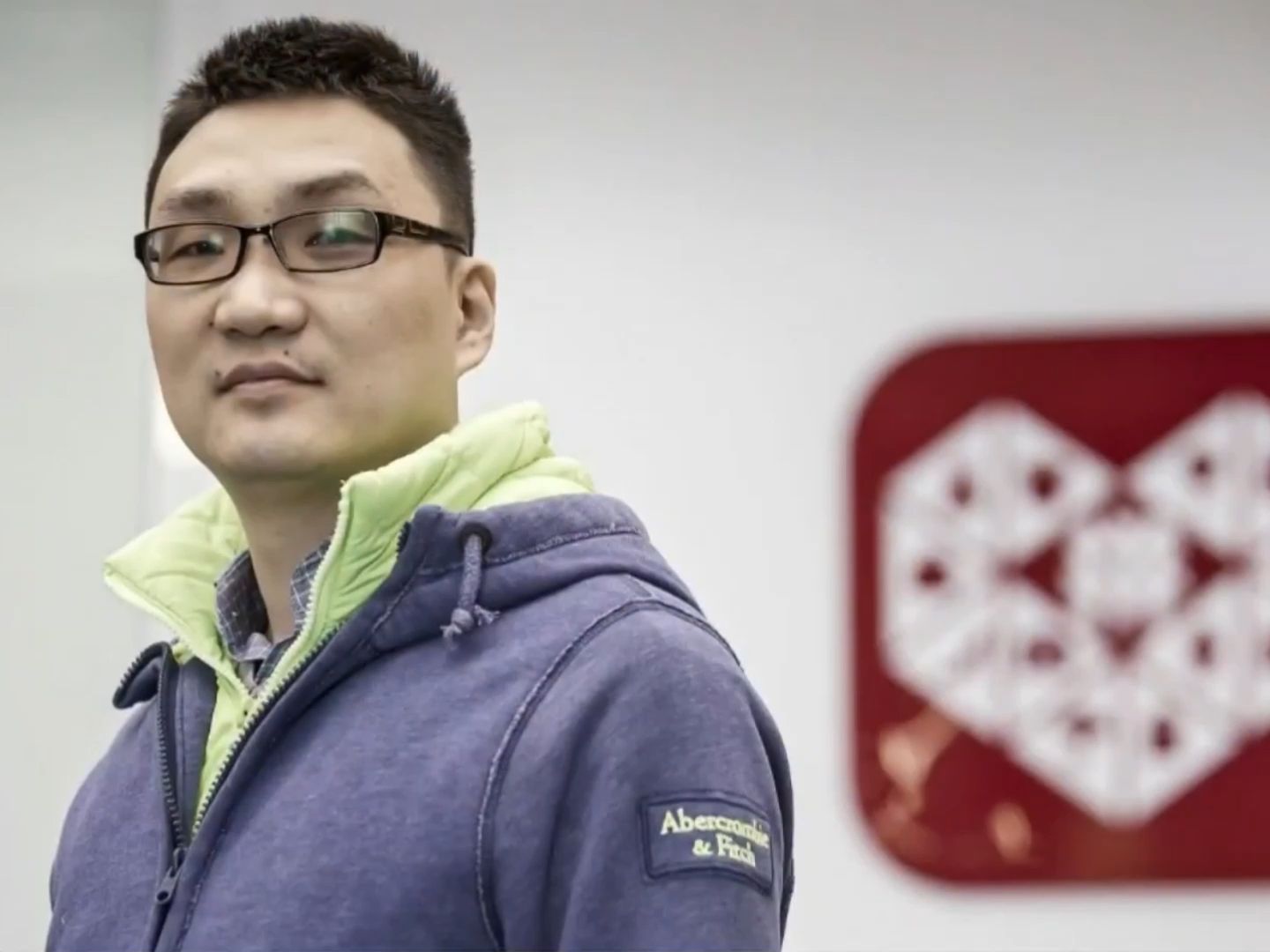 拼多多创始人黄峥登顶中国首富