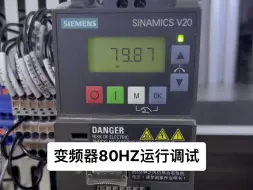 Video herunterladen: 西门子V20变频器如何设置上限频率，让变频器超过50HZ运行