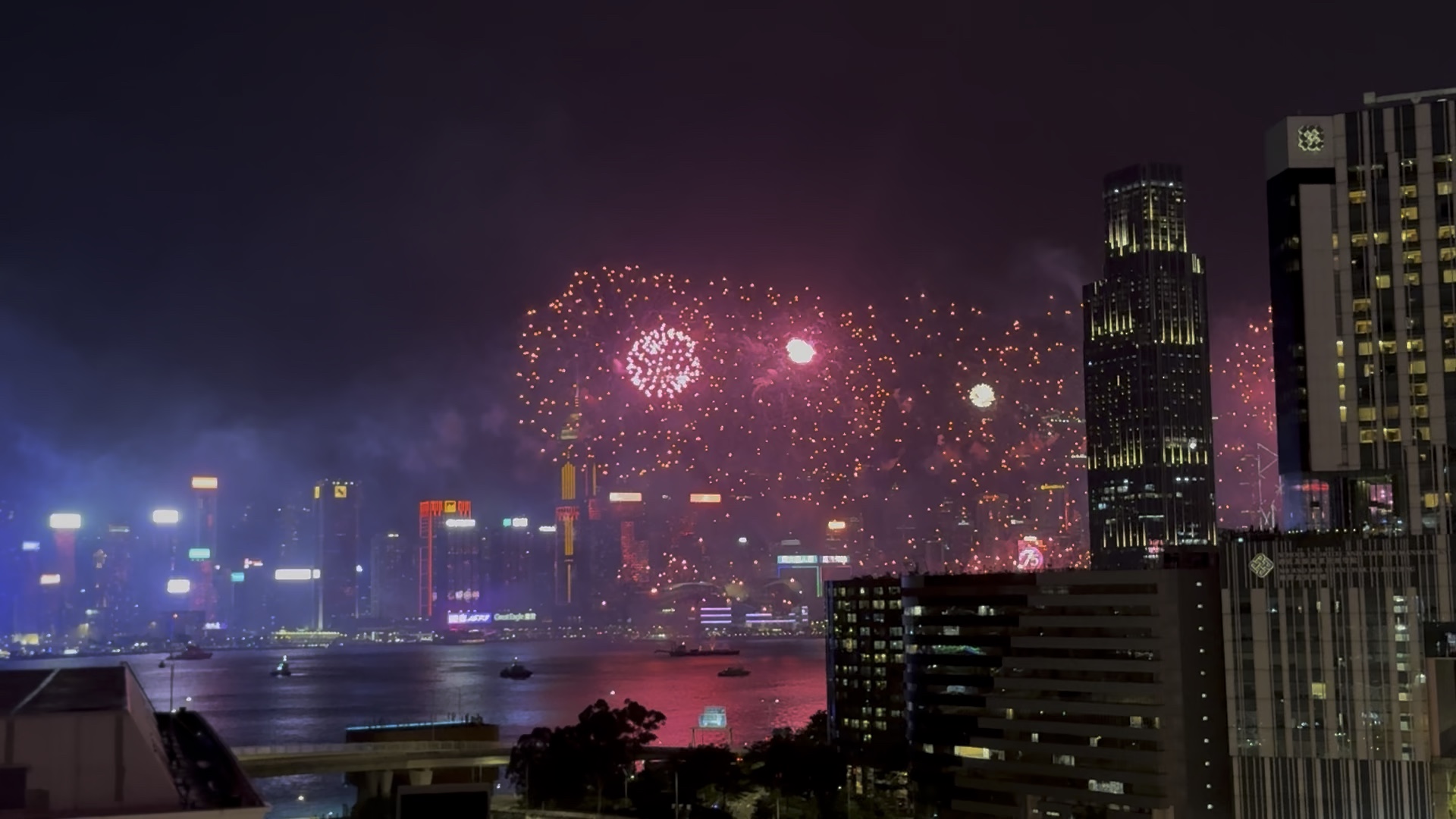 10.1 香港国庆烟花