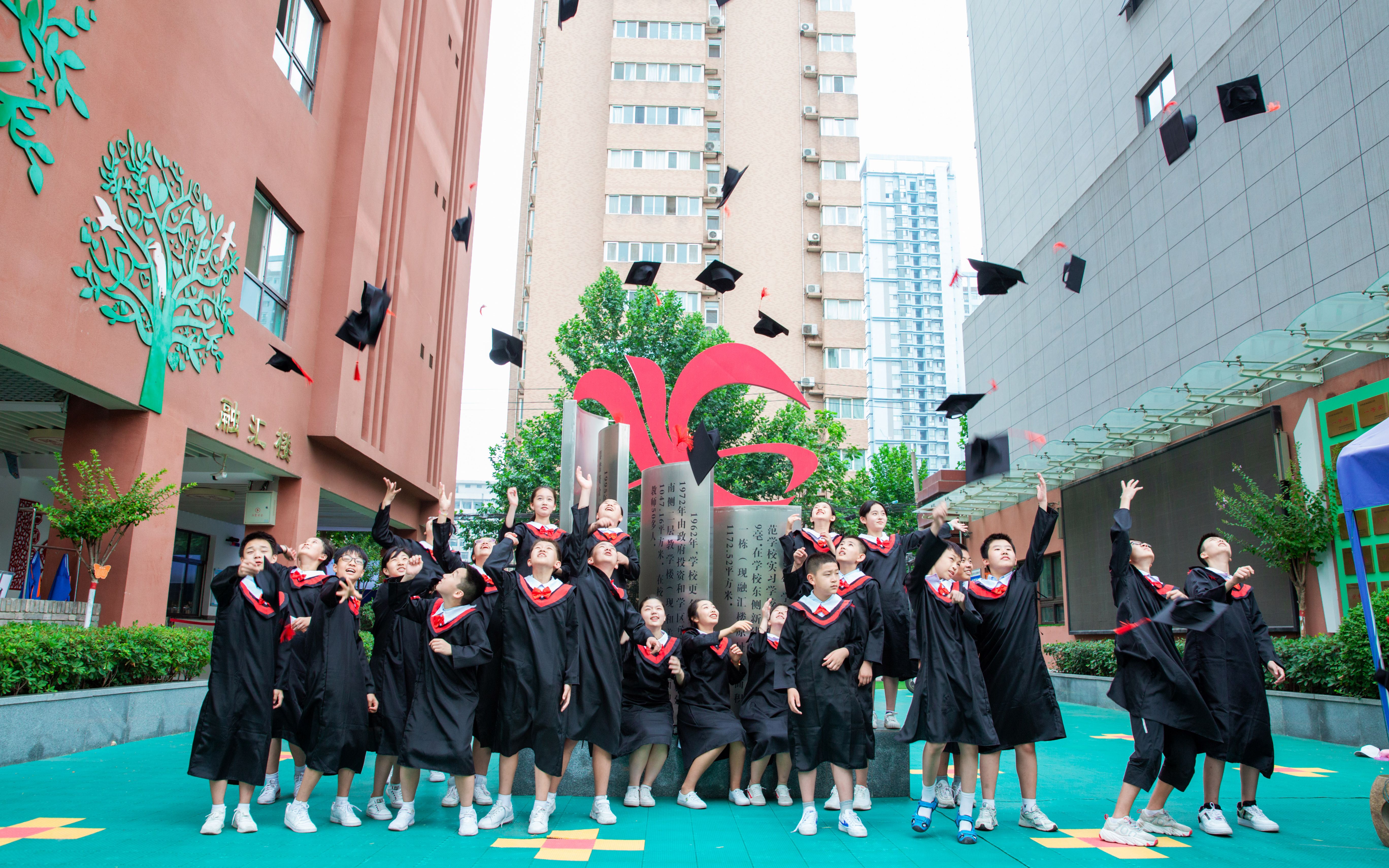 [图]小学毕业微电影——放心去飞