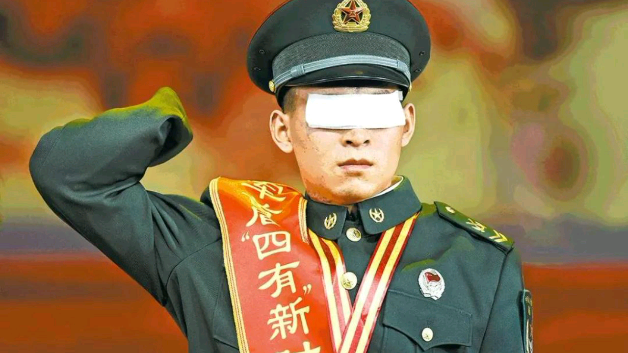 活动作品无比敬仰时代楷模杜富国战士