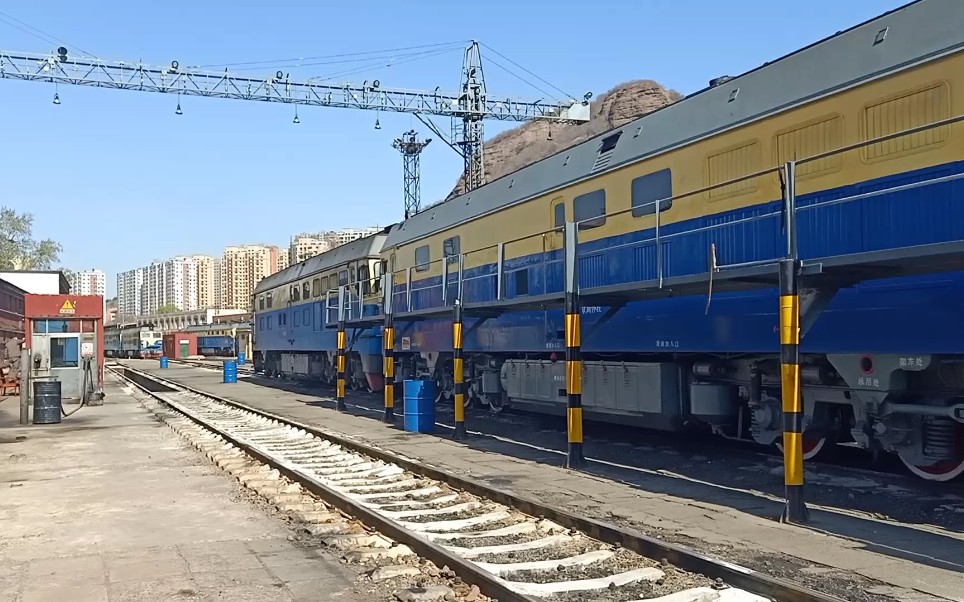 风笛长鸣寄哀思 2020.4.4 怀柔北机务段承德车间全段整备机车鸣笛哀悼