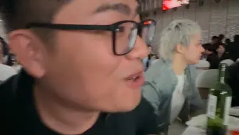 参加一下工会的年会！不是！明明吃了免费的大餐为何还这么难受？