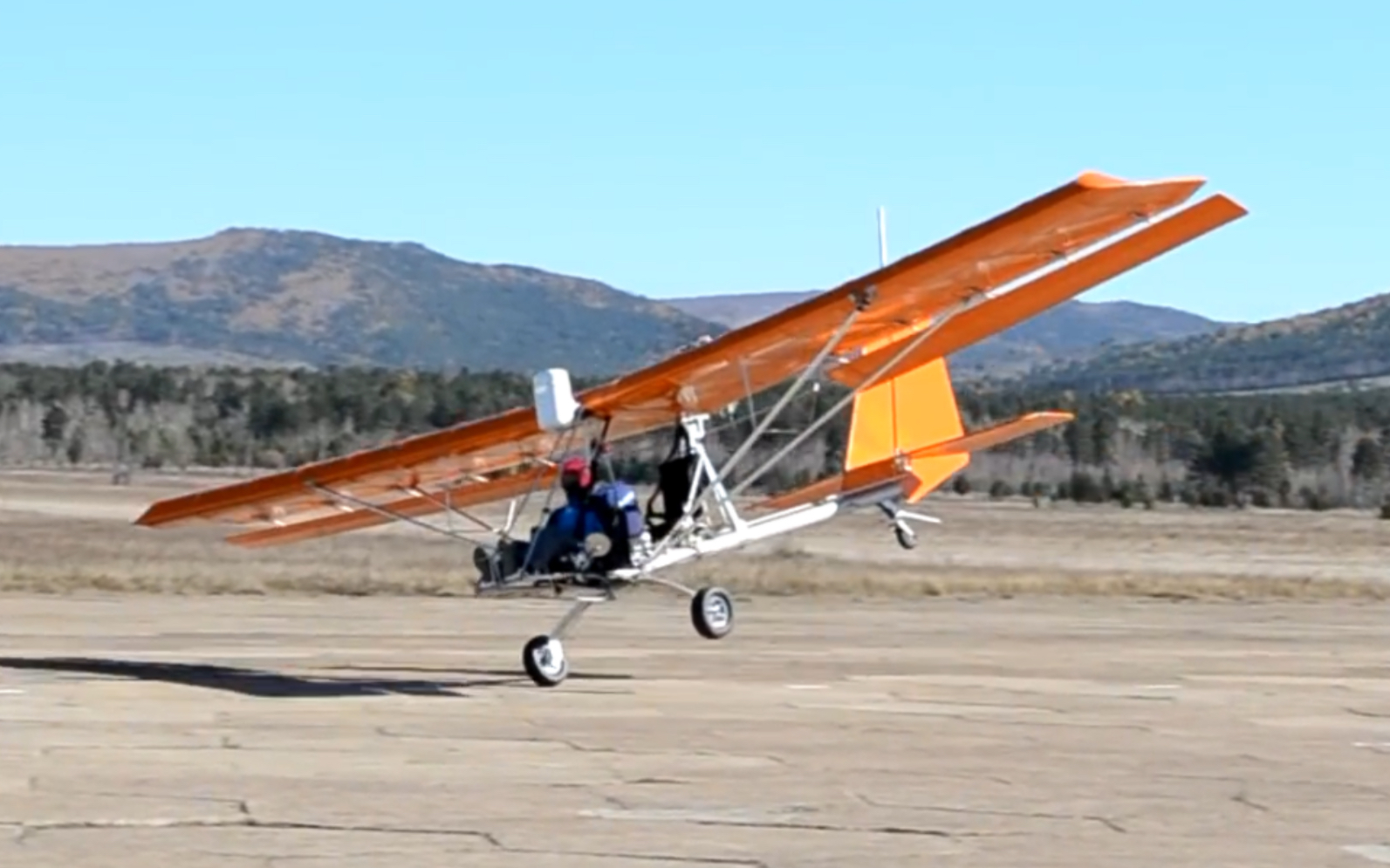 超轻行飞机-蜻蜓