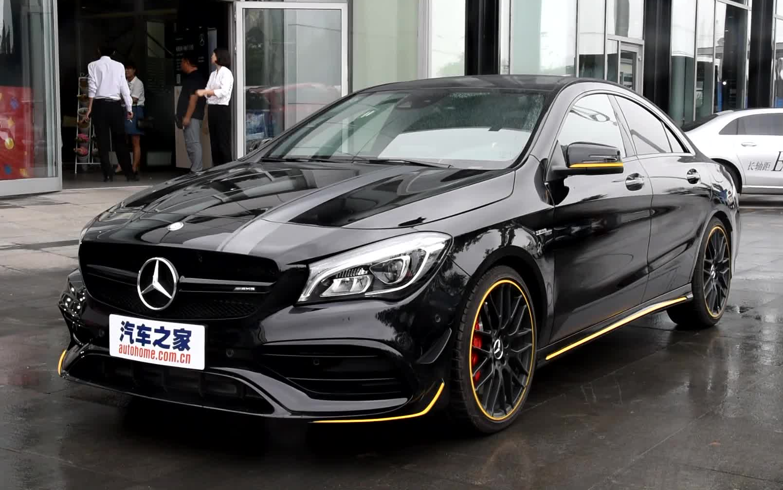 Gla 45 Amg >> 【到店实拍】奔驰CLA级AMG 17款 CLA45 暗夜雷霆限量_哔哩哔哩 (゜-゜)つロ 干杯~-bilibili Gla 45 Amg >> 【到店实拍】奔驰CLA级AMG 17款 CLA45 暗夜雷霆限量_哔哩哔哩 (゜-゜)つロ 干杯~-bilibili