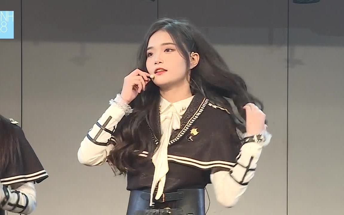 刘丽千snh48别人用温柔形容tako前辈我用tako前辈形容