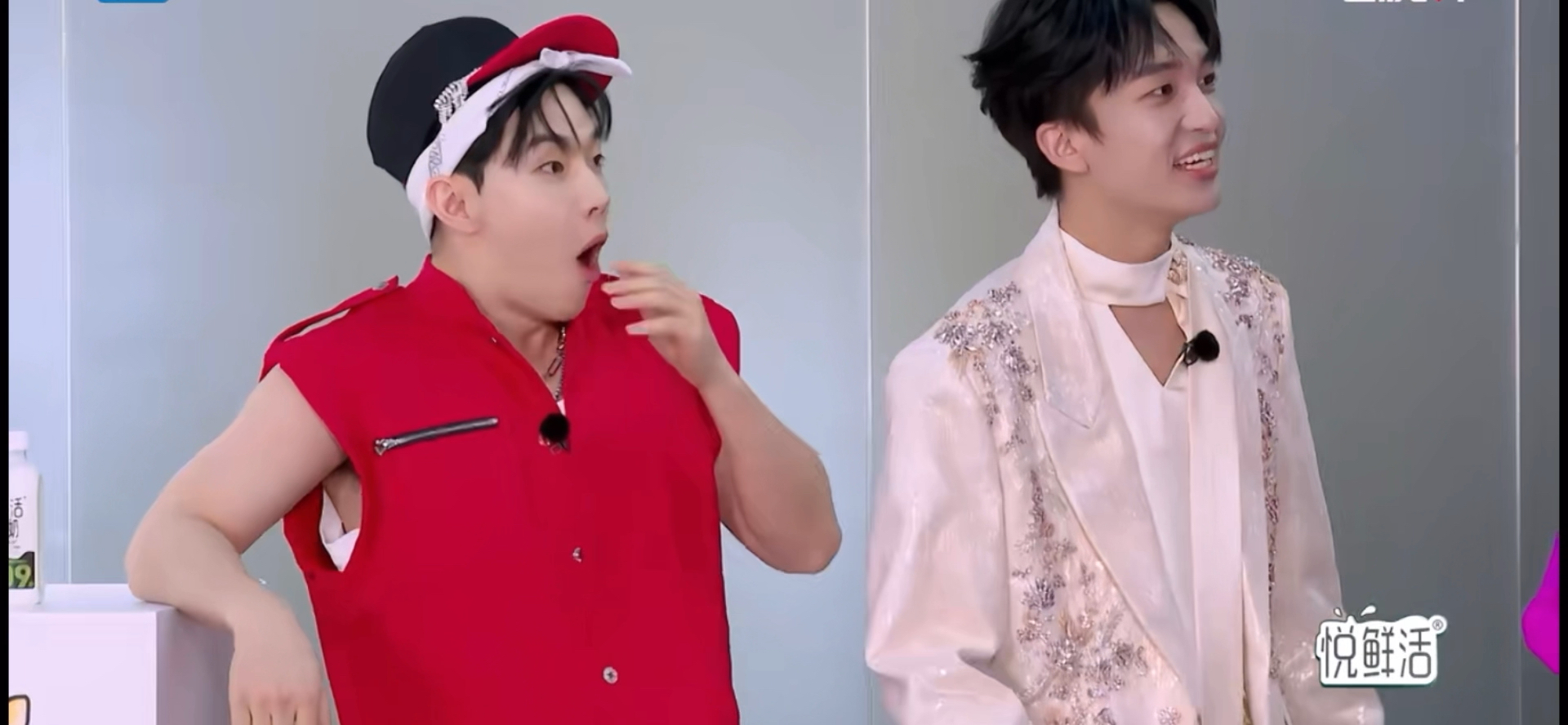 henry这惊讶的小表情太可爱了
