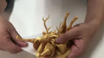 网友3D打印折叠鹿动物玩具，让小朋友更方便认识大自然生命！