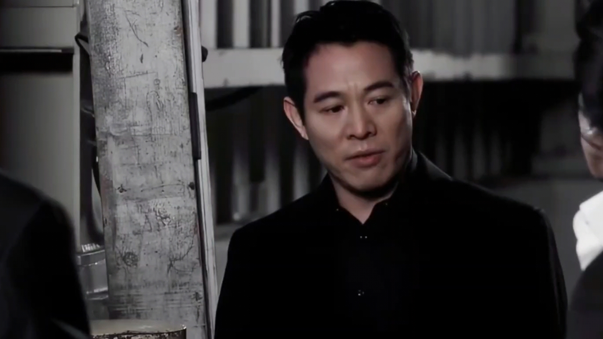 李连杰的身手在《游侠》里展现得淋漓尽致!