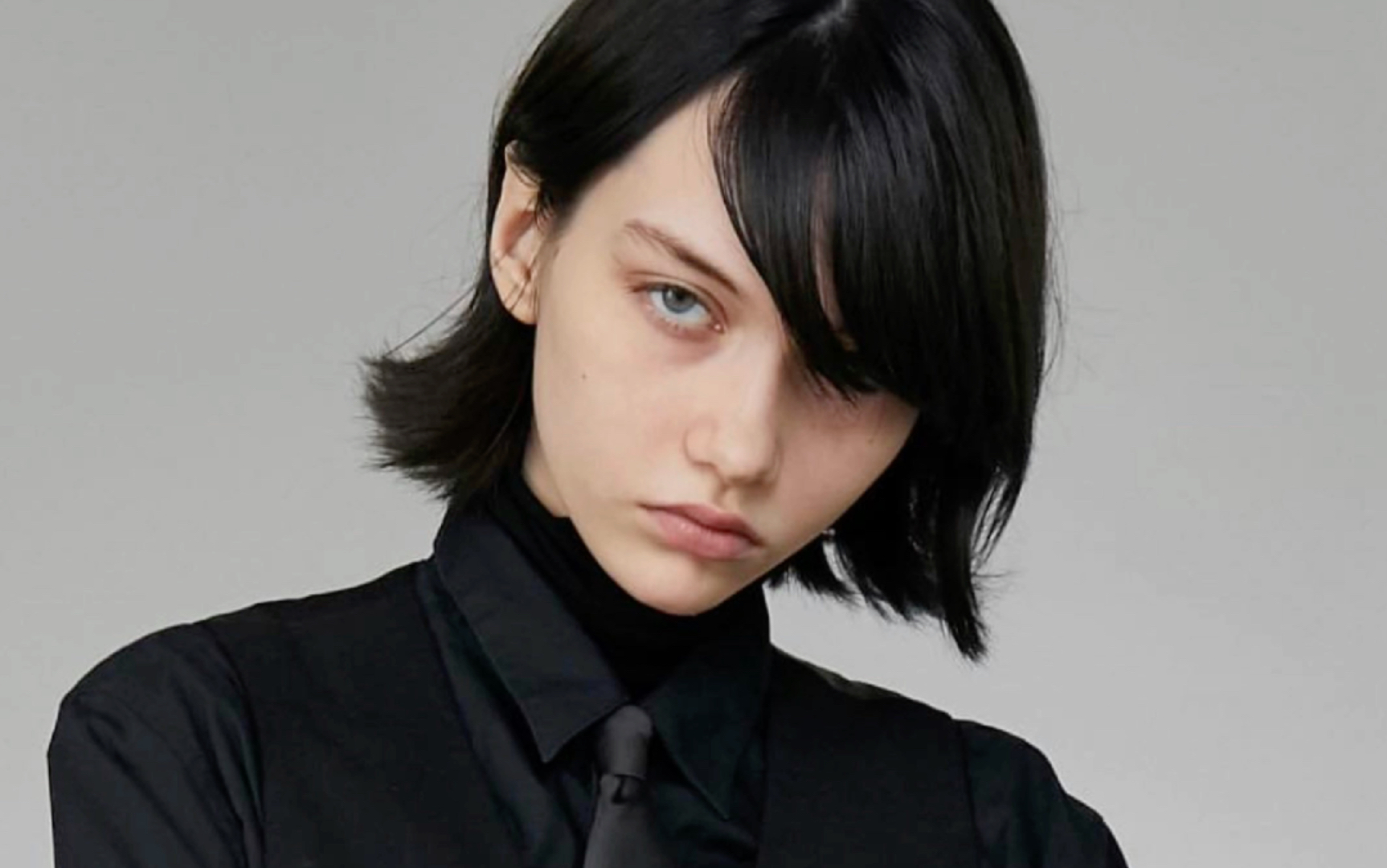 来自西伯利亚的拽姐sofia steinberg,冷酷绝美厌世脸!