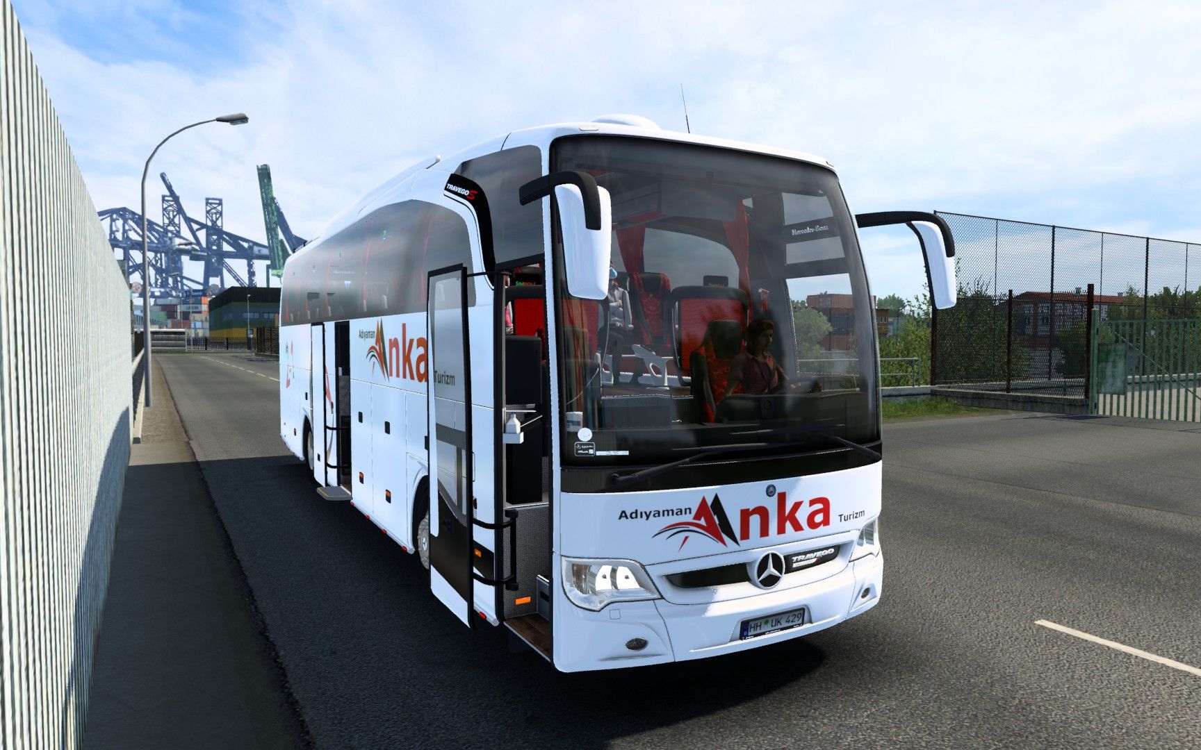 欧卡2mod奔驰travego特别版15shd大巴2015款143