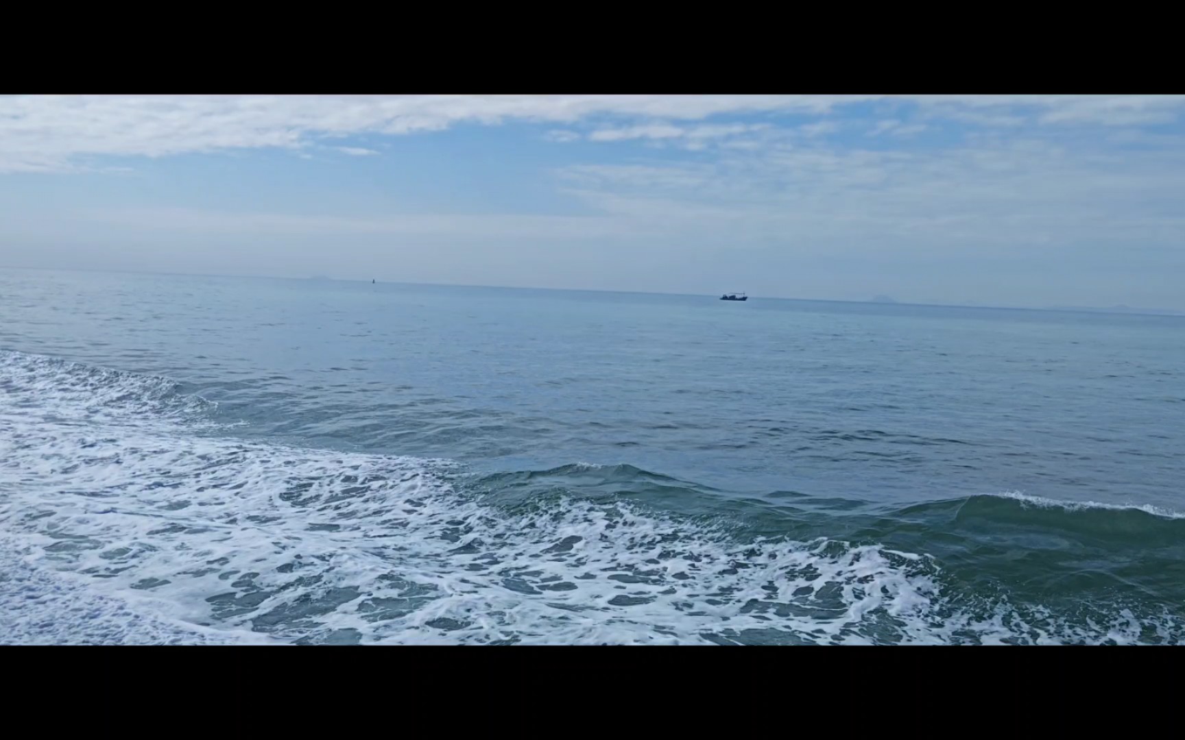 蓝天,白云,海浪,深蓝