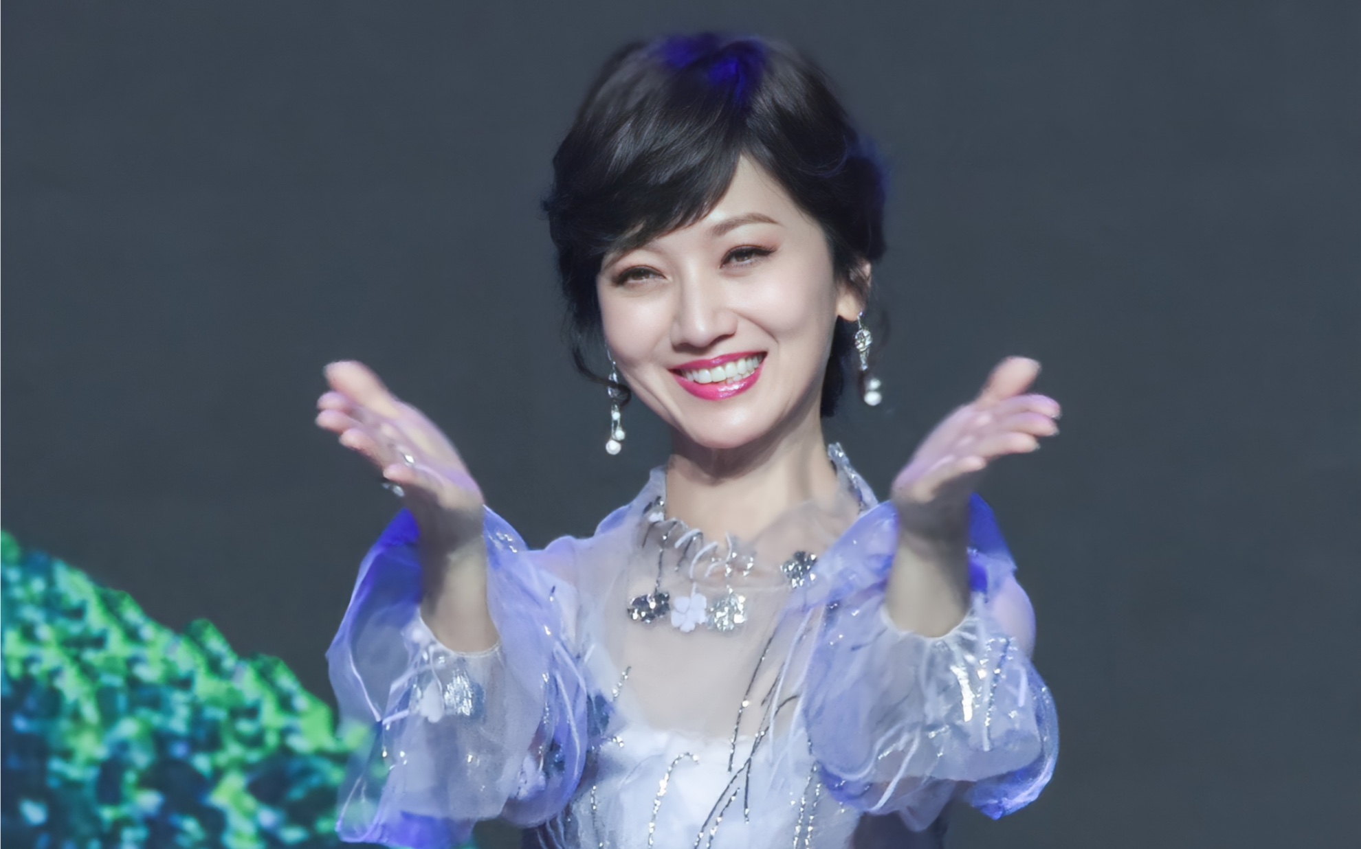 【新白30年演唱会】赵雅芝约你不见不散!