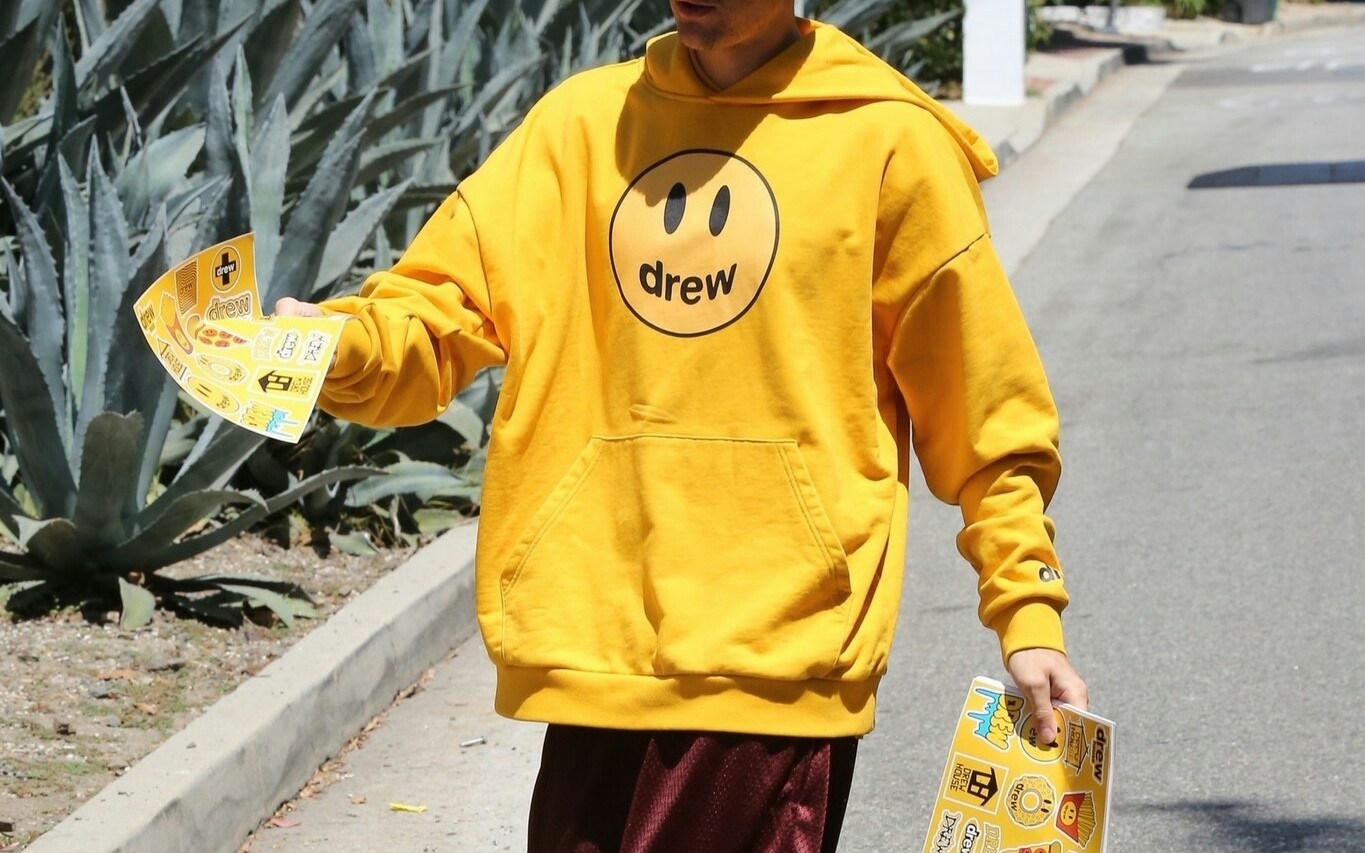 【justin bieber】巨型drew house宣传录像片 老板员工齐上阵