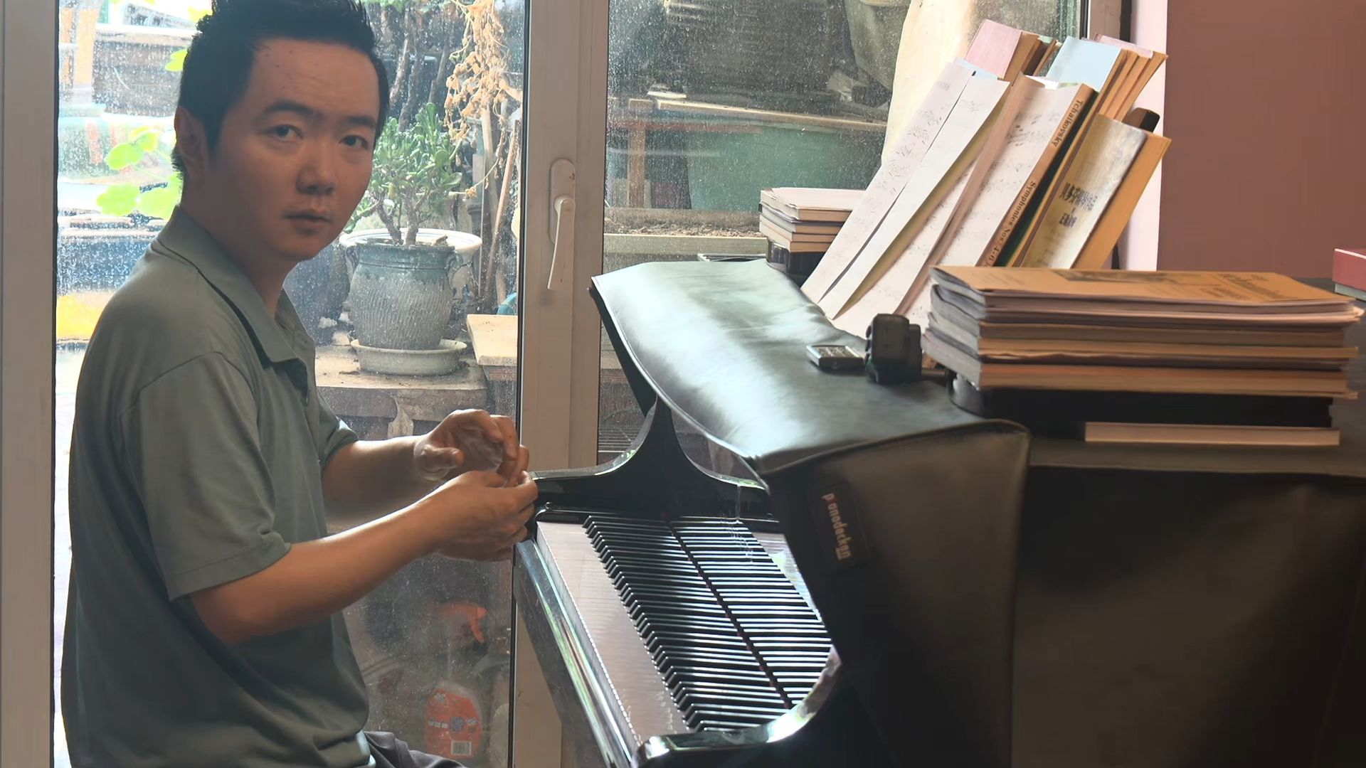 沈文裕演奏动画片《牛来》片尾曲《雨后轻风有香》柔和版