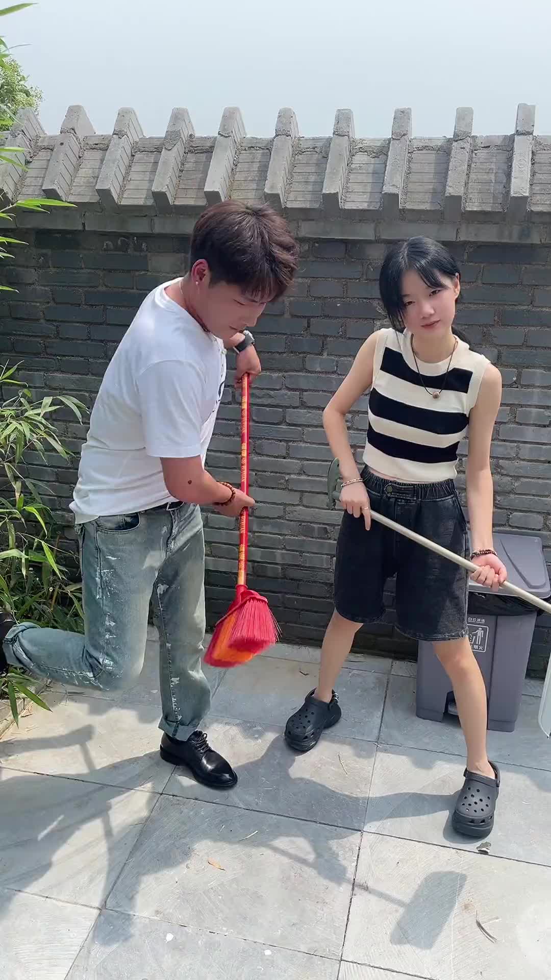 这爷俩是疯了吗一起战斗去爷们要战斗师徒战斗陈雅森我叫金旖旎