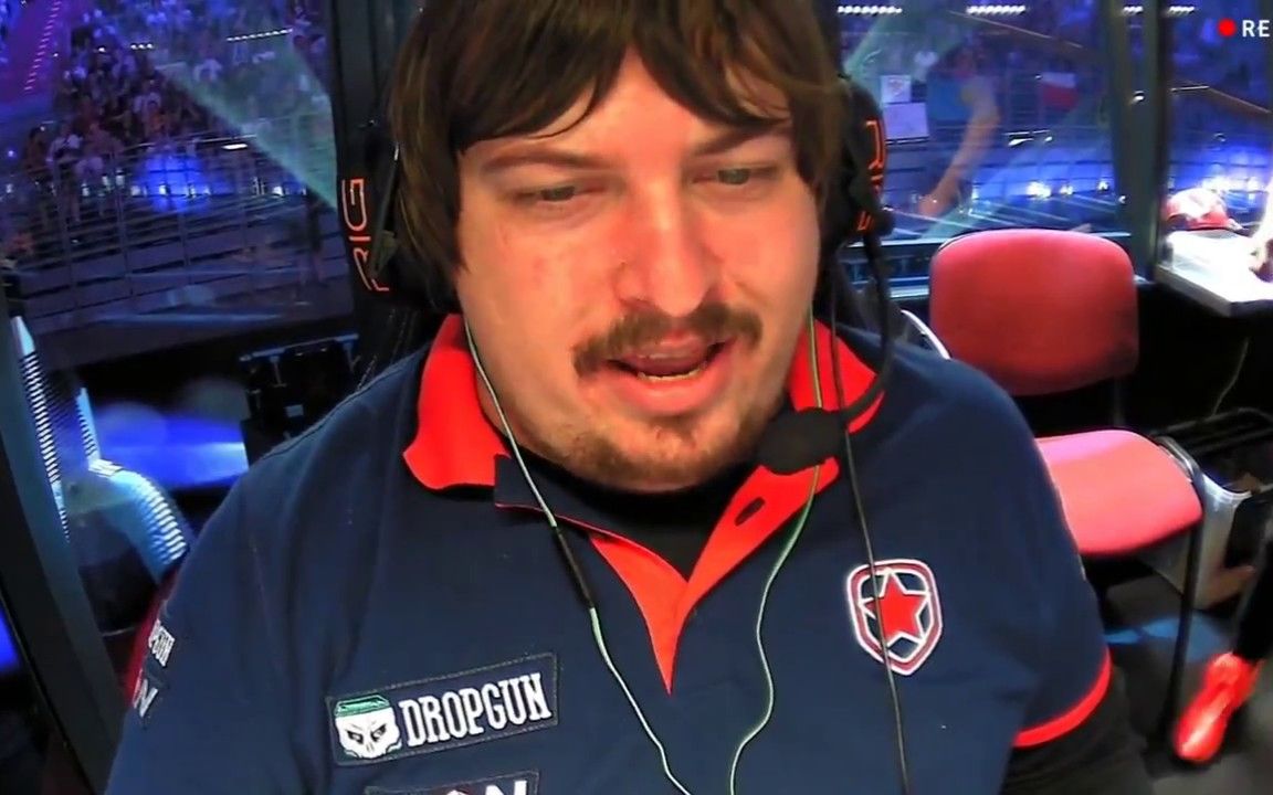 csgo致敬经典dosia神级操作