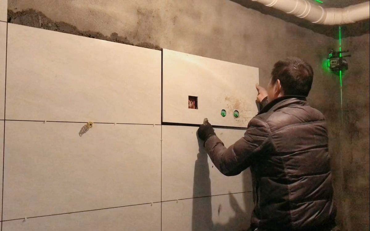 75平米贴砖第二天,分享400*800墙砖铺贴全过程!